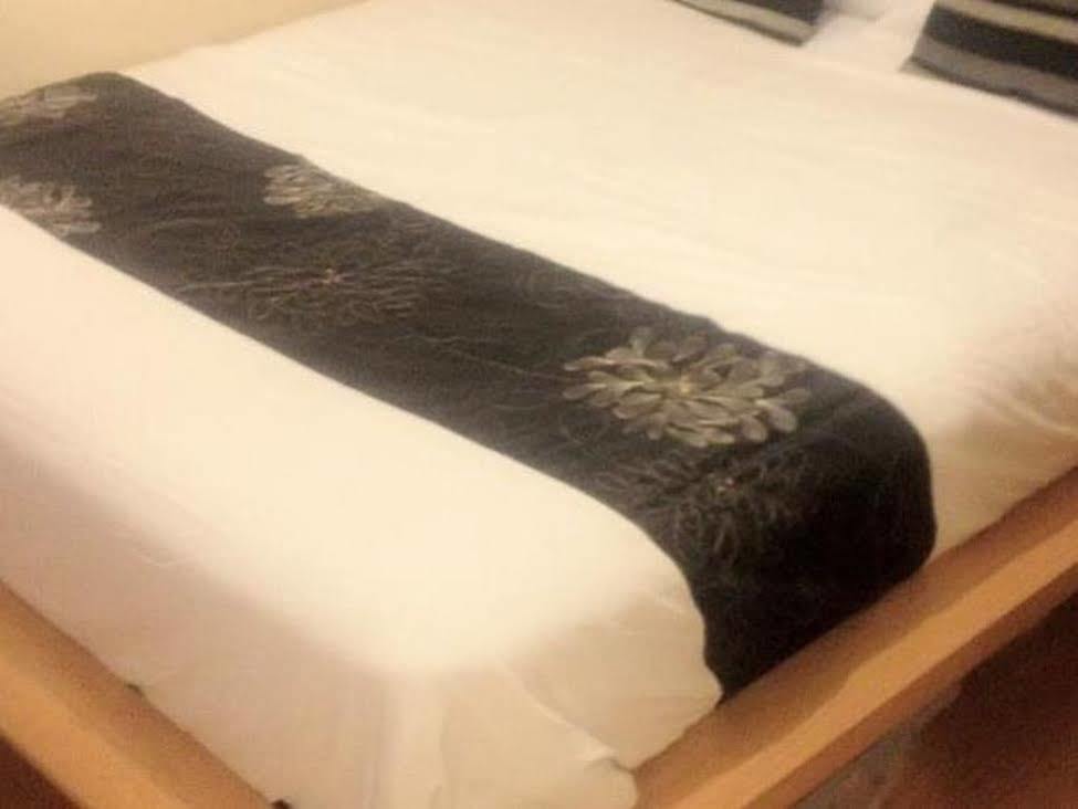 The Kingscliffe Guesthouse 曼彻斯特 外观 照片