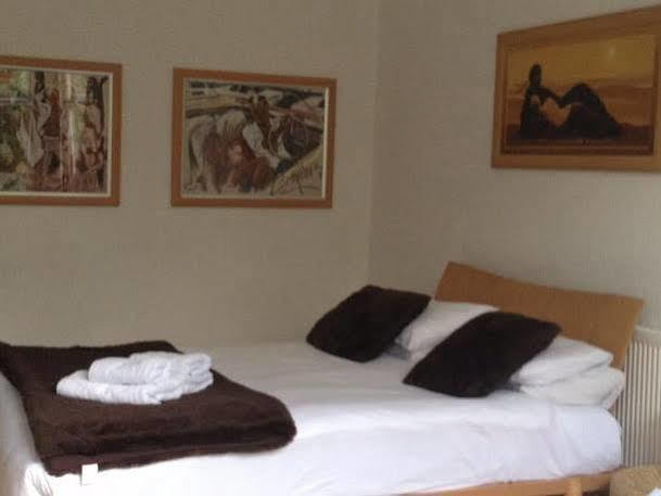 The Kingscliffe Guesthouse 曼彻斯特 外观 照片